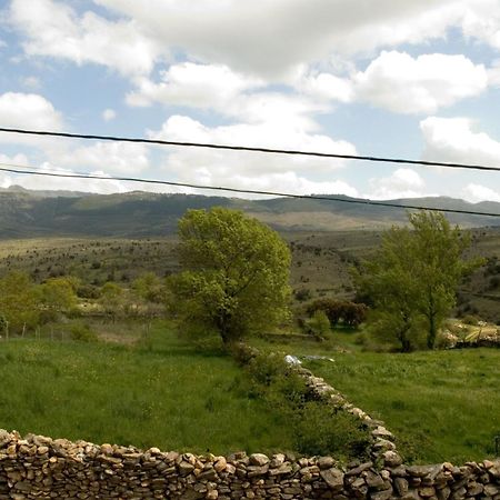 Vila El Bulin De Paredes Paredes de Buitrago Exteriér fotografie