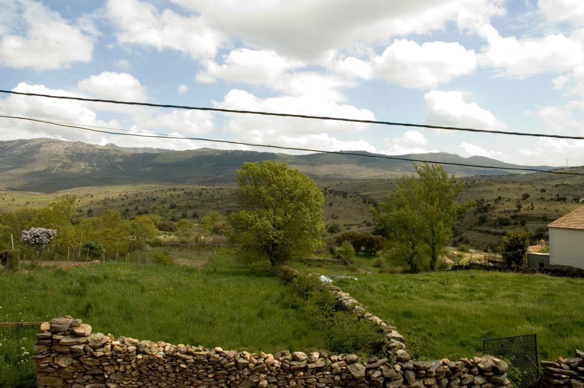 Vila El Bulin De Paredes Paredes de Buitrago Exteriér fotografie